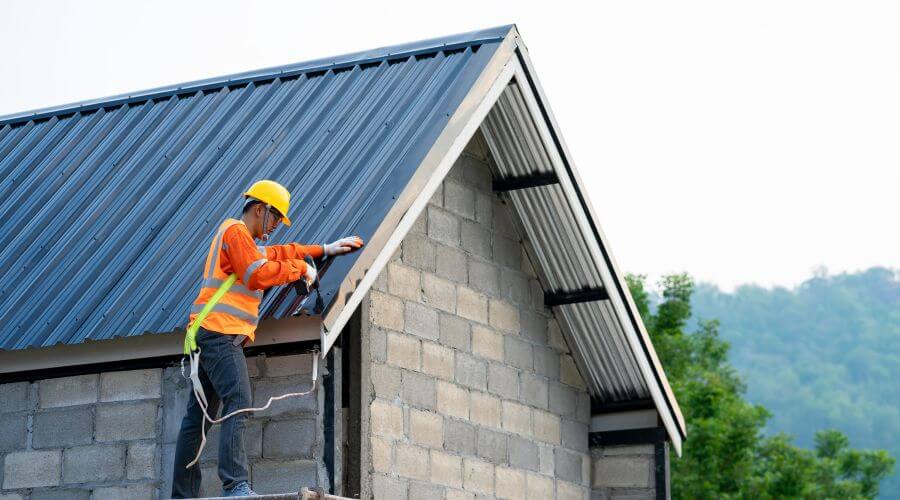 Professional gutter cleaning in Camp Meeker, CA